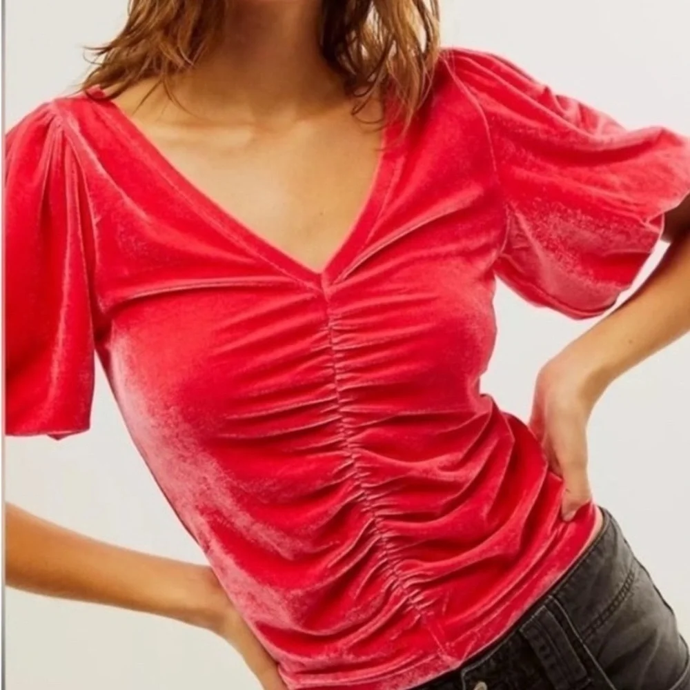 Free People Cupcake Womens L Velvet Top Strawberry Spritz Bright Holiday NWT